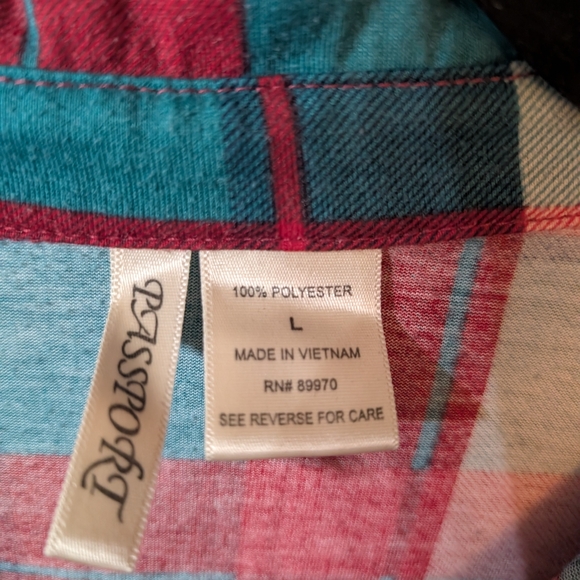 Plaid Button-Up Shirt - Picture 4 of 7